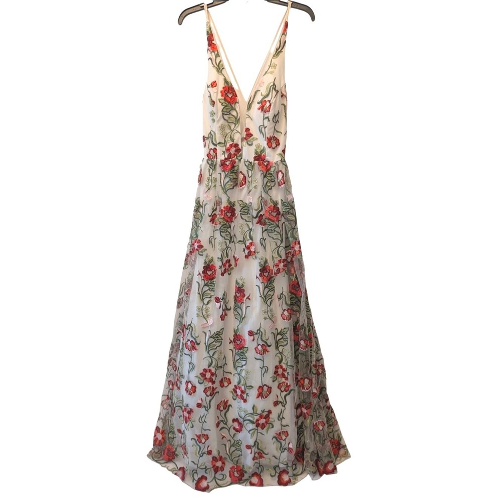 City Studio Floral Embroidered V-Neck Maxi Gown White Red 9 8637-JK6B